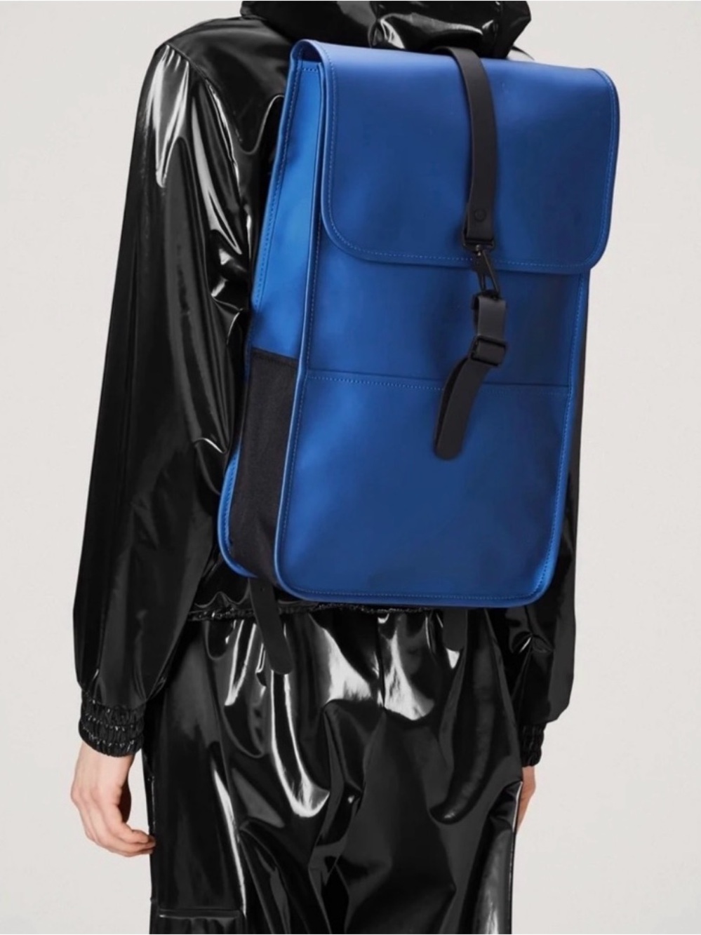 NWT•Rains Blue UNISEX Roll-Top Backpack with Black Buckle•MSRP $155